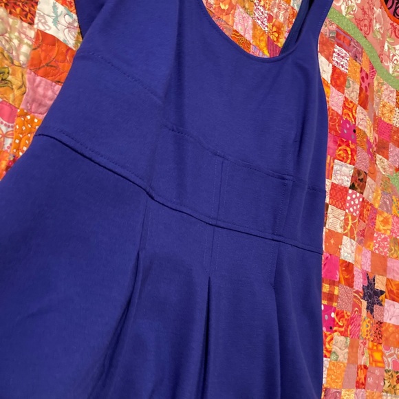 Loft Dress - Picture 3 of 4